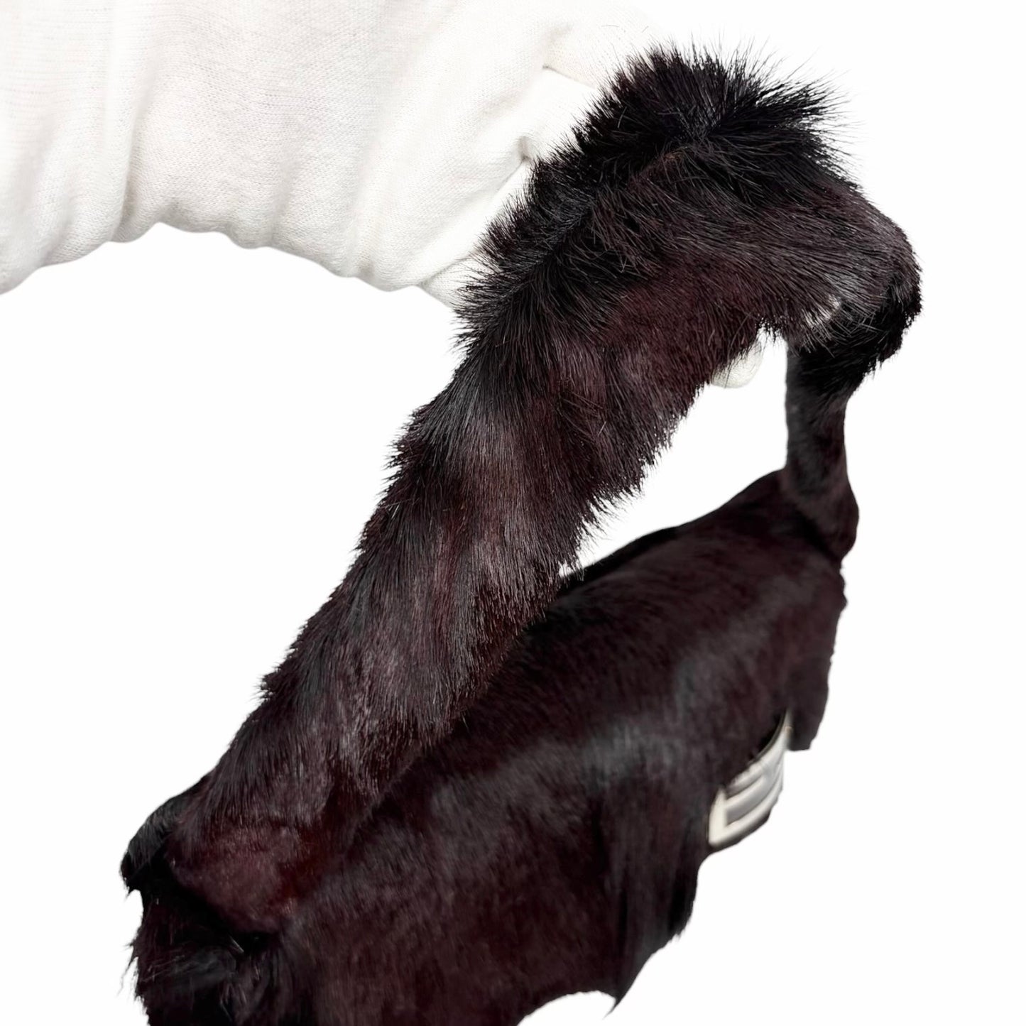 【Exclusive】FENDI Vintage FF Logo Mamma Baguette Fur Shoulder Bag Brown Silver 800205