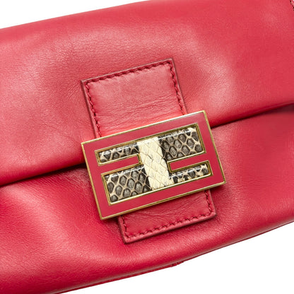 [Exclusive] FENDI Vintage FF Logo Chain Mini Mamma Baguette Bag Red Gold 800806