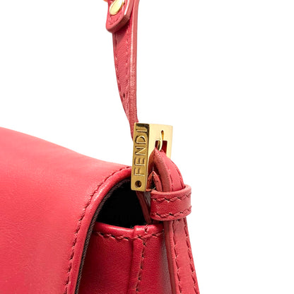 [Exclusive] FENDI Vintage FF Logo Chain Mini Mamma Baguette Bag Red Gold 800806