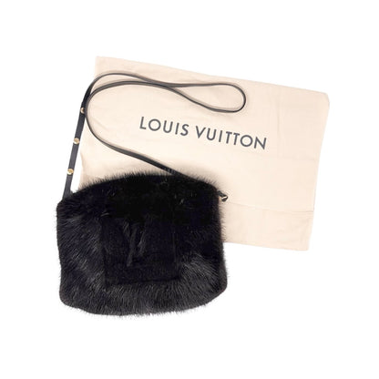 [Exclusive] LOUIS VUITTON Vintage Logo Hand Warmer Bag Mink Fur Black 800102