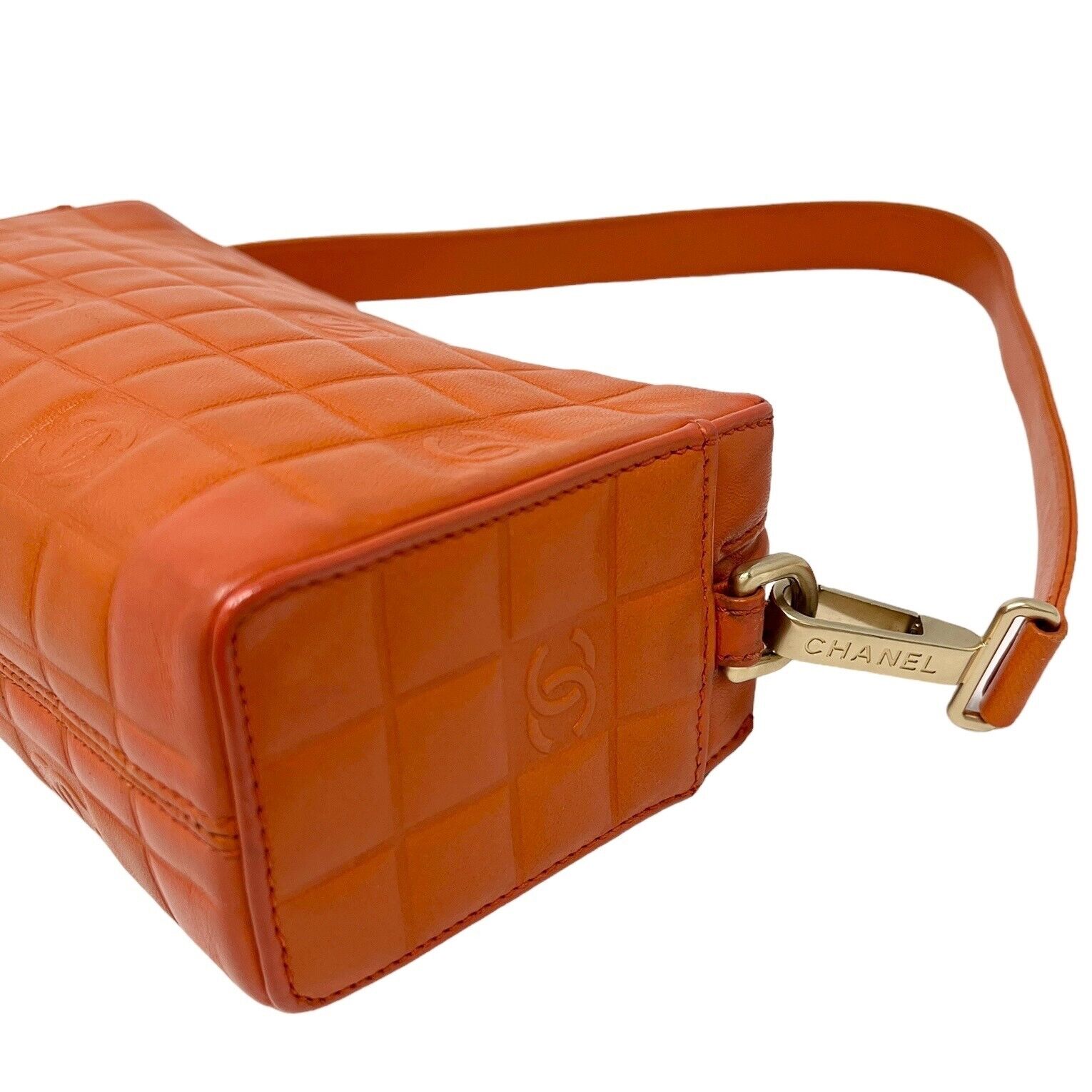 CHANEL Vintage CC Mark Chocolate Bar Pochette Mini Bag Orange Leather Rank AB