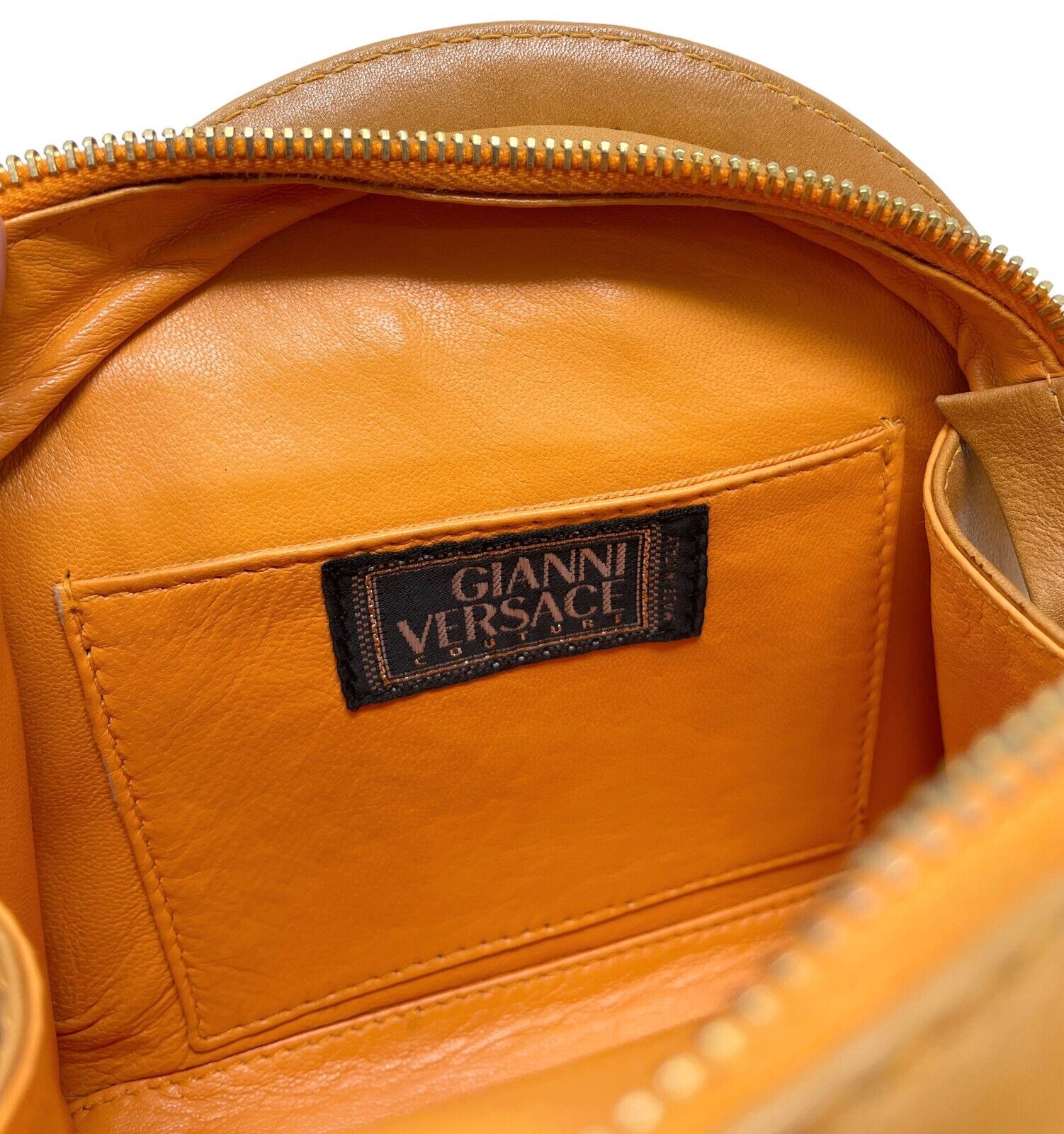 GIANNI VERSACE Vintage Medusa Handbag Shoulder Bag Brown Gold Leather Rank AB