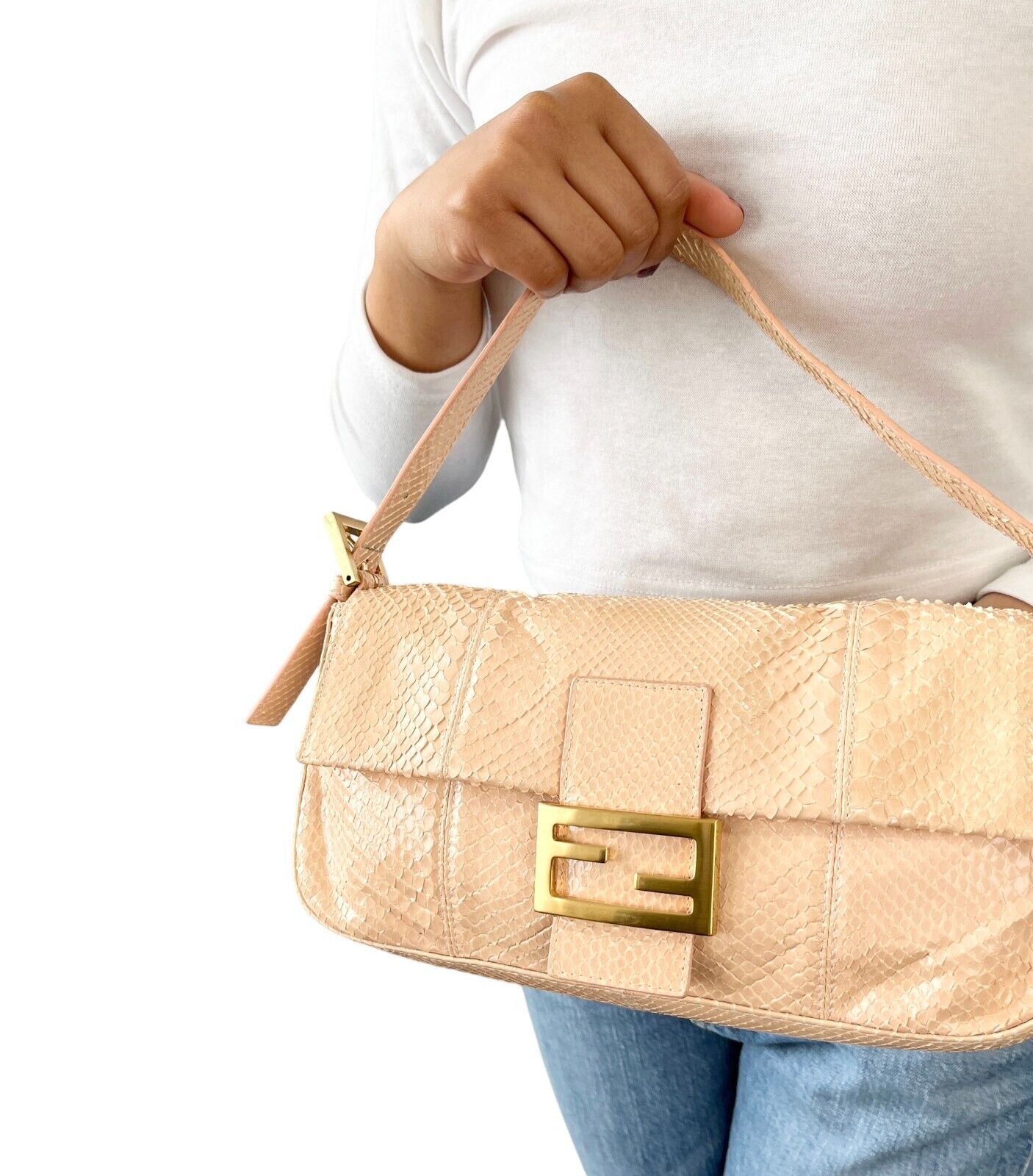 FENDI Vintage FF Logo Mamma Baguette Shoulder Bag Beige Gold Leather Rank AB