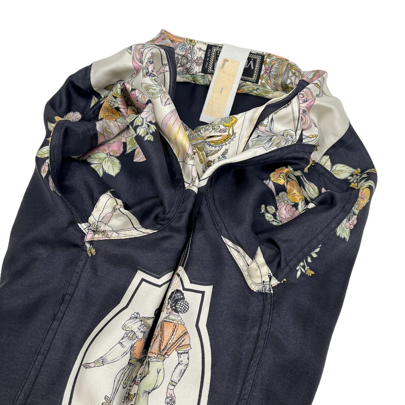 GIANNI VERSACE Vintage Silk Shirt Top #40 Pocket Gold Button Multicolor Rank AB