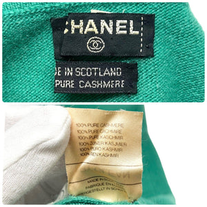 CHANEL Vintage Logo Coco Mark Sleeveless Top Sweater Green Gold Cashmere RankAB