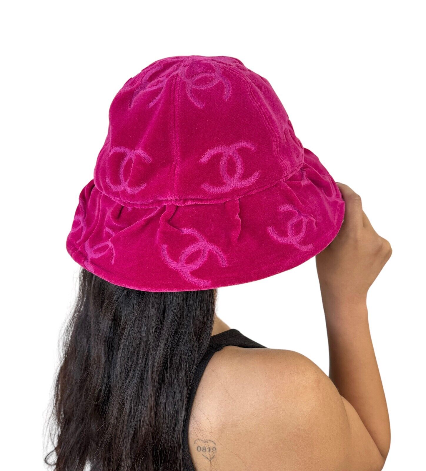 CHANEL Vintage 1996 CC Mark Bucket Hat #59 Accessory Pink Velour Rank AB+