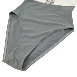 CHANEL Vintage 01P CC Mark Swimsuit #36 One-piece Gray White Nylon Rank AB